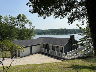 210 Flat Top Lake Rd, Ghent, WV 25843