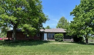 22283 Rosewood Dr, Bucyrus, KS 66013