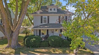 415 S 4th Ave, Washington, IA 52353