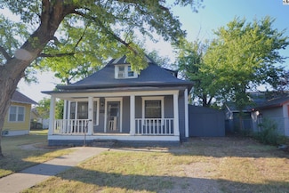 15 W 17th Ave, Hutchinson, KS 67501