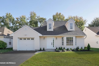 4 Ellison Ct, Keyport, NJ 07735