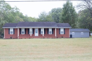 601 W College St, Kenton, TN 38233