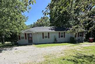 1622 Golf Club Ln, Clarksville, TN 37043