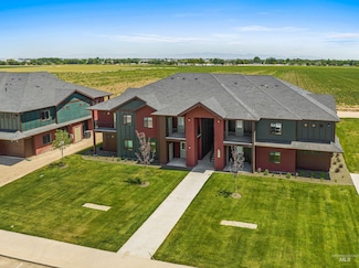 5011 N Hamlet Ln, Caldwell, ID 83607