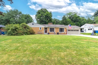 4340 Sunset Dr, Kalamazoo, MI 49008