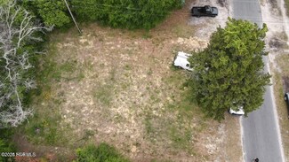 305 Calhoun Dr, Wilmington, NC 28412