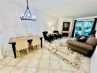3710 S Bear St Unit 90, Santa Ana, CA 92704