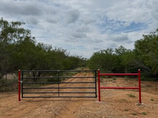 0 Ab 27 Adams Beaty & Moulton Sv-77 Unit TRACT 6 10.80 ACRES, Cotulla, TX 78014