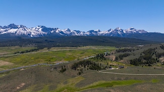 1000 Nip N Tuck, Stanley, ID 83278