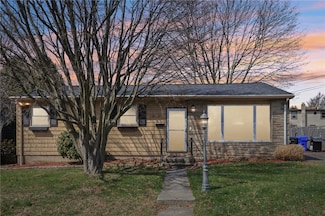 37 Pleasant View Dr, North Providence, RI 02904