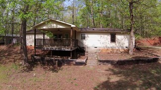 335 Catfish Hill Rd, Fair Play, SC 29643