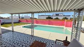 1921 Sombrero Dr, Las Vegas, NV 89169