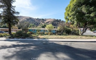 1998 Wright St, Pomona, CA 91766