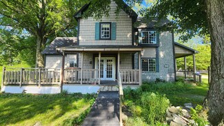 2458 E Cottom Dr, Pimento, IN 47866