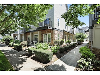 10805 NE Red Wing Way Unit 202, Hillsboro, OR 97006