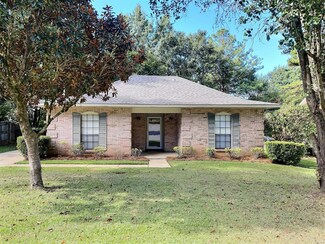 424 Ridgewood Ln, Montgomery, AL 36109