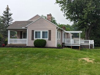 160 W Possum Rd, Springfield, OH 45506