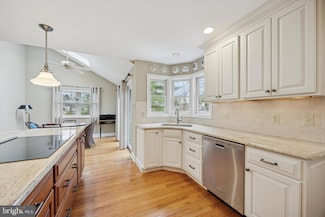 665 Heatherton Ln, West Chester, PA 19380