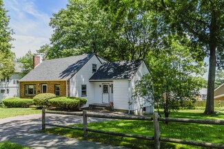 12 Reed St, Dedham, MA 02026