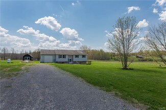 3687 State Route 49, Central Square, NY 13036