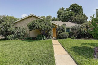 2007 Cedarwood Dr, Carrollton, TX 75007