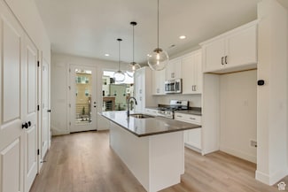 10629 Pipestone Way Unit 143, South Jordan, UT 84009