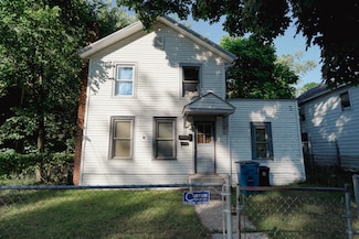 57 S 3rd St, Niles, MI 49120
