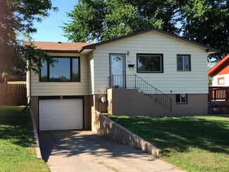212 17th Ave S, Great Falls, MT 59405