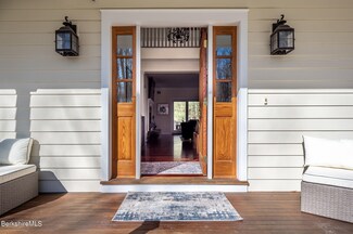 204 Hillsdale Rd, Great Barrington, MA 01230