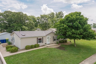 103 S Benson St, Lexington, IL 61753