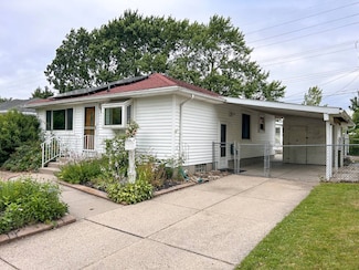 30 Surfside Pkwy, Buffalo, NY 14225