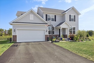 900 Treeline Dr, Algonquin, IL 60102