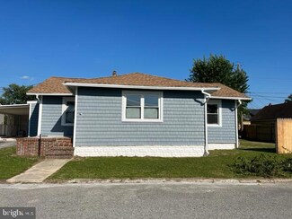 245 C St, Penns Grove, NJ 08069