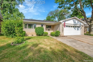 30700 Ledgecliff Ave, Westland, MI 48185
