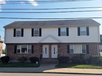 190 River St Unit 2, Waltham, MA 02453