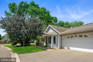 667 Belland Ave, Saint Paul, MN 55127