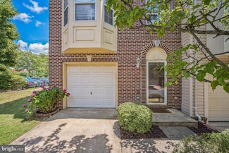 210 Golden Larch Terrace NE, Leesburg, VA 20176