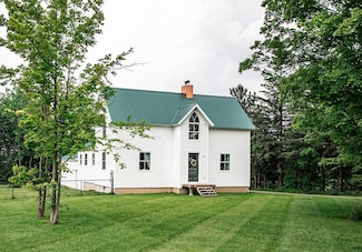 7 Goodall St, Fairfax, VT 05454