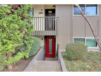 4083 Donald St Unit B, Eugene, OR 97405