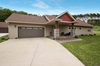 1842 Luke Place, Chippewa Falls, WI 54729