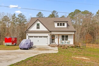3914 Dogwood Valley Rd, Tunnel Hill, GA 30755