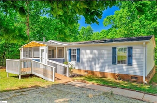 208 Tyler Ct, Easley, SC 29642