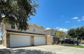 2810 Phoenix St, Edinburg, TX 78541