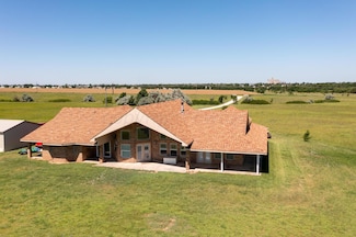 915 S Tignor St, Pampa, TX 79065