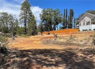 5035 Country Club Dr, Paradise, CA 95969