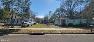 208 Tennessee Ave, Wilmington, NC 28401