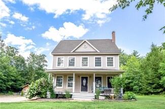 237 Merchants Row, Lebanon, ME 04027