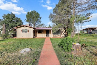 10262 Salmon Creek Rd, Redding, CA 96003