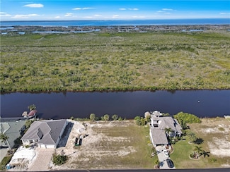 2720 NW 46th Ave, Cape Coral, FL 33993