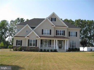 842 Derius Dr, Mickleton, NJ 08056